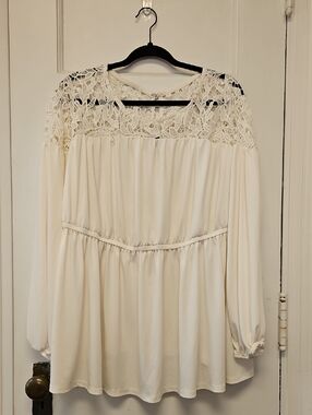 torrid Cream Lace Yoke Long-Sleeve Blouse